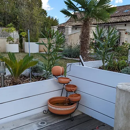 Lana 3 Etoiles Jardin Montjean (Charente)
